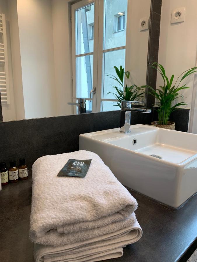 Lovely Studio At Ile Saint-Louis Paris Bagian luar foto