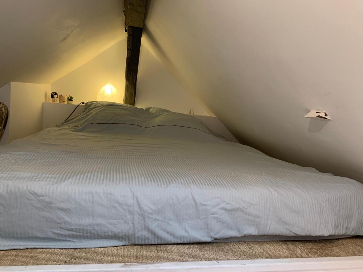 Lovely Studio At Ile Saint-Louis Paris Bagian luar foto